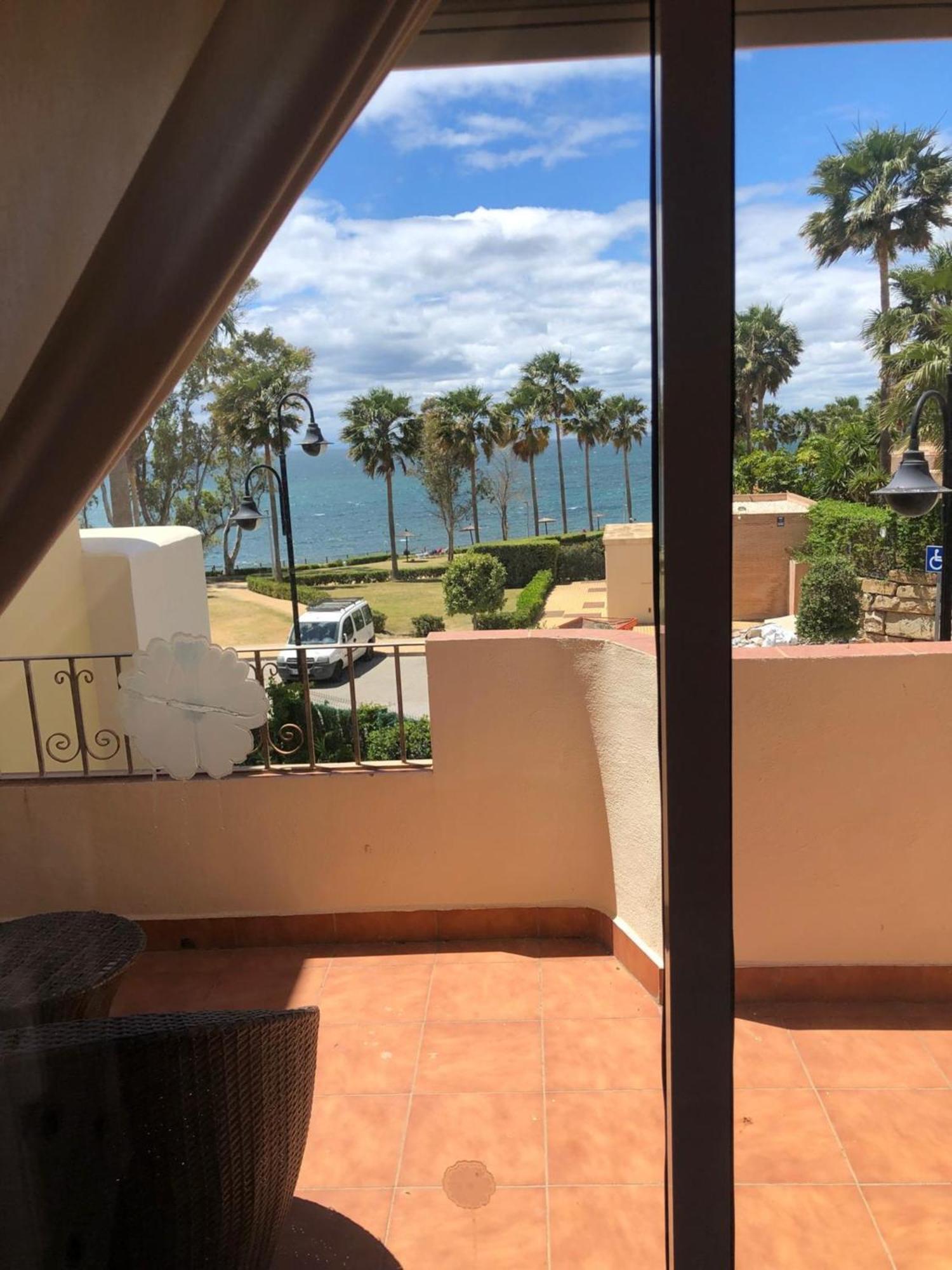 Garden Beach Townhouse Estepona Exterior photo